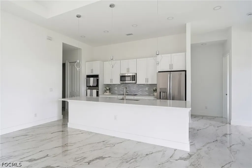3823 Heyburn Street Fort Myers FL 33905