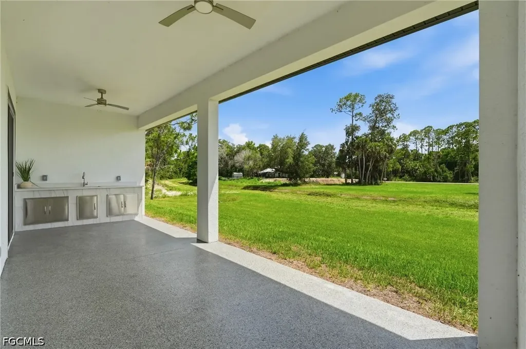 3823 Heyburn Street Fort Myers FL 33905