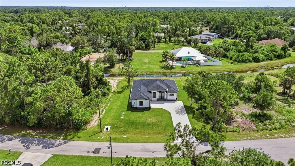 3823 Heyburn Street Fort Myers FL 33905