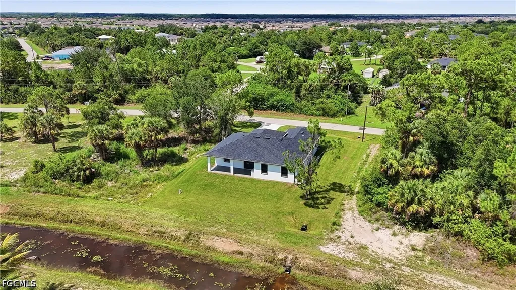 3823 Heyburn Street Fort Myers FL 33905
