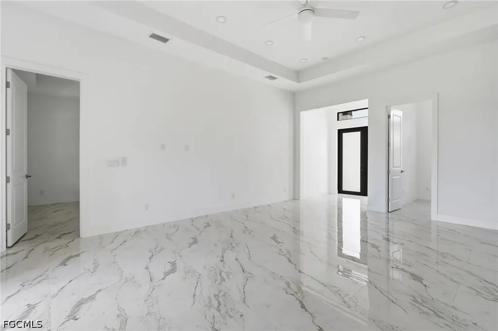 3823 Heyburn Street Fort Myers FL 33905