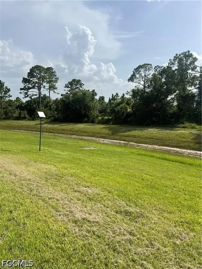 5029 W Hummingbird Drive Labelle FL 33935