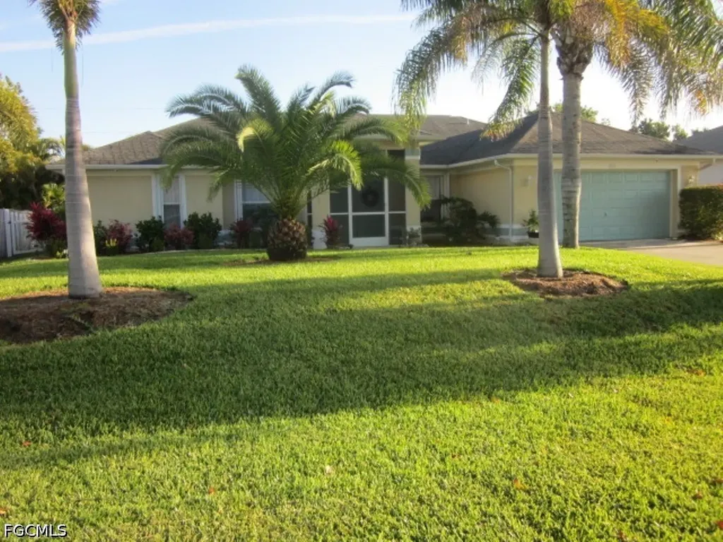 613 SE 2nd Terrace Cape Coral FL 33990