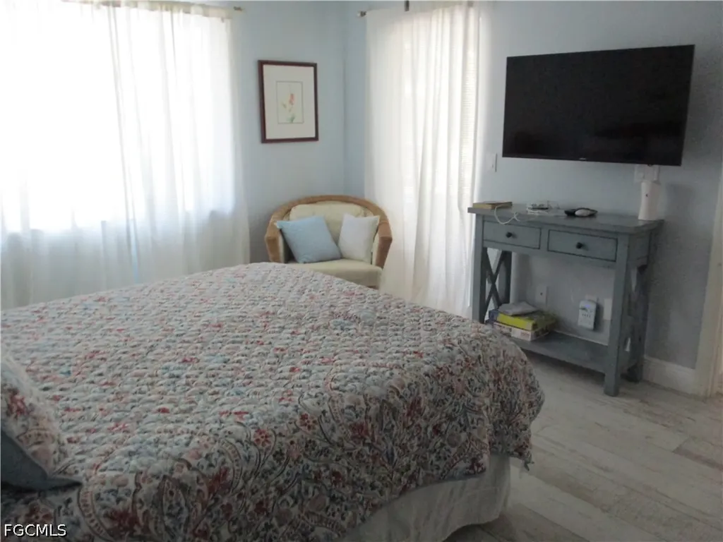613 SE 2nd Terrace Cape Coral FL 33990
