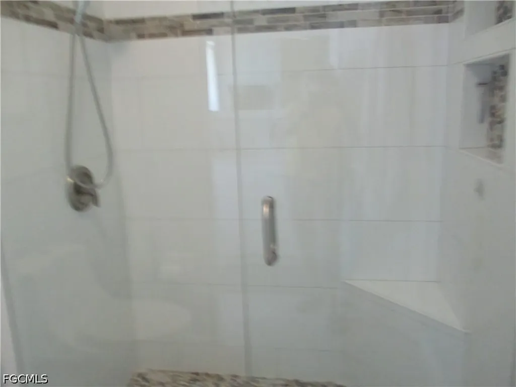 613 SE 2nd Terrace Cape Coral FL 33990