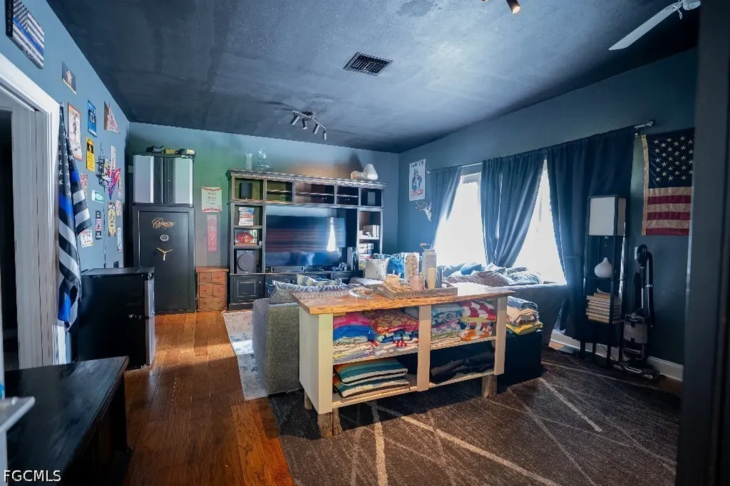 6100 Dogwood Way Naples FL 34116