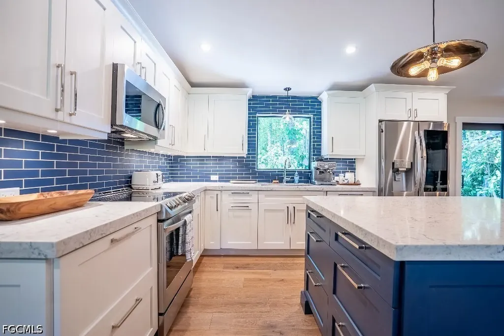 6100 Dogwood Way Naples FL 34116