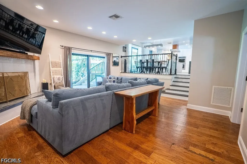 6100 Dogwood Way Naples FL 34116