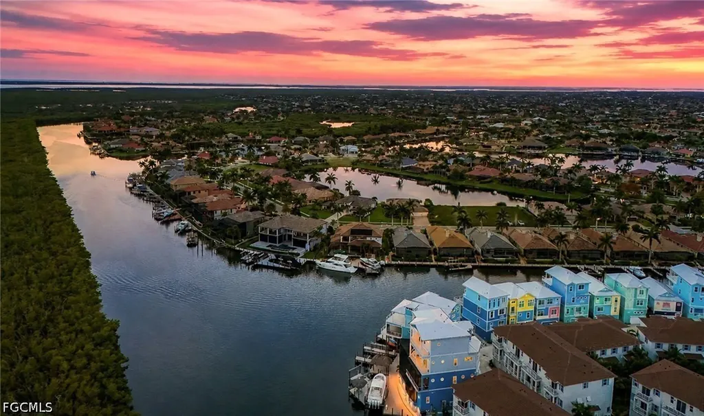 5826 Shell Cove Drive Cape Coral FL 33914