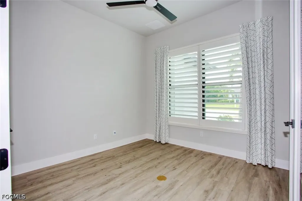 1521 SW 43rd Lane Cape Coral FL 33914