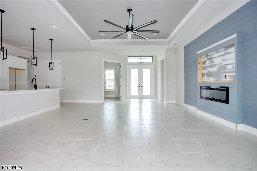 1521 SW 43rd Lane Cape Coral FL 33914