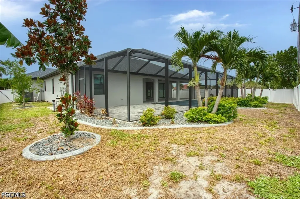1521 SW 43rd Lane Cape Coral FL 33914