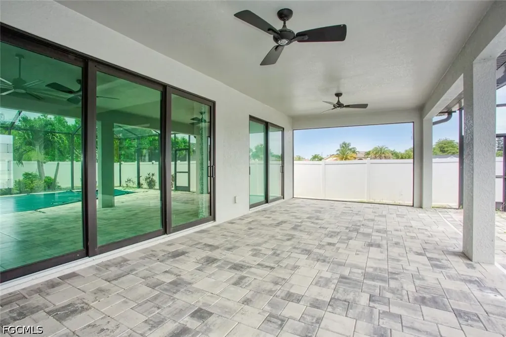 1521 SW 43rd Lane Cape Coral FL 33914