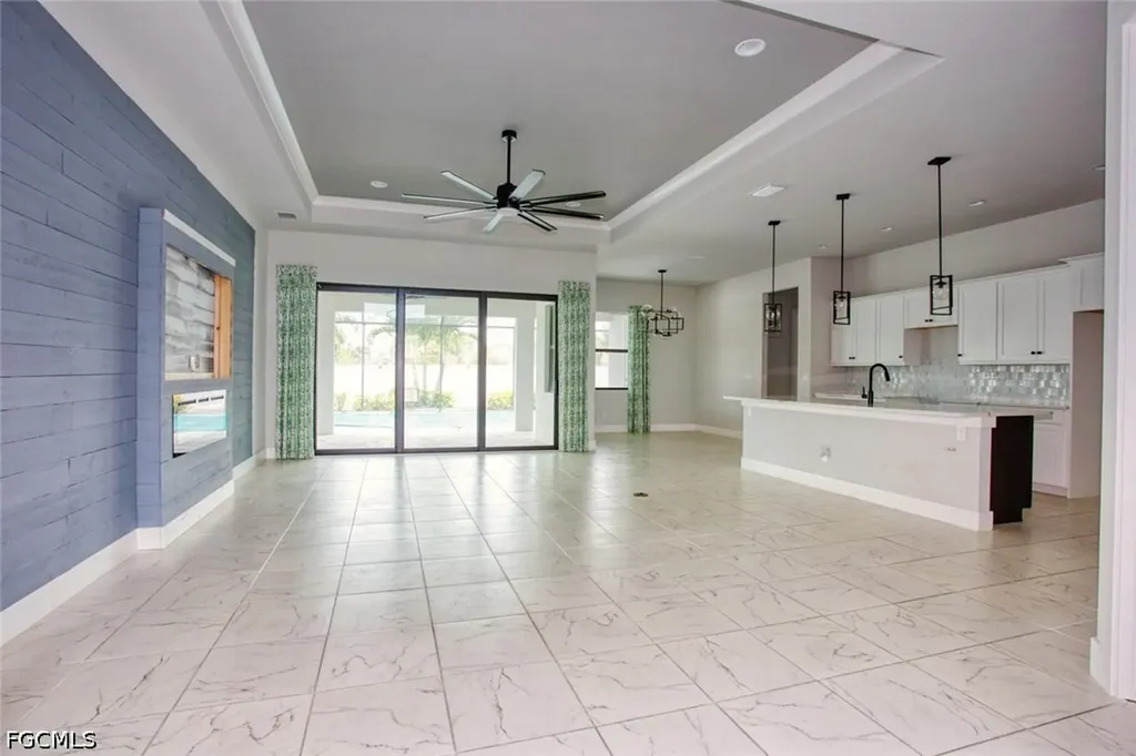 1521 SW 43rd Lane Cape Coral FL 33914