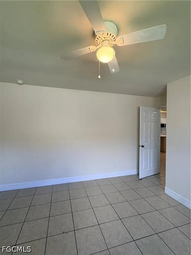 1713 SW 33rd Terrace Cape Coral FL 33914