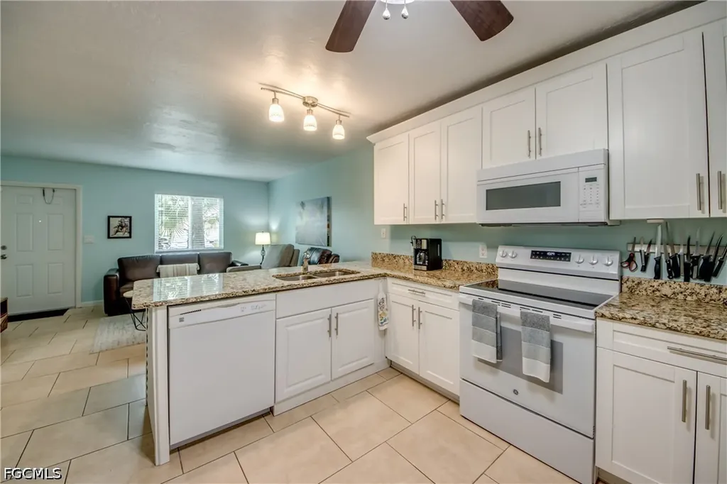 4904 Vincennes Court Cape Coral FL 33904