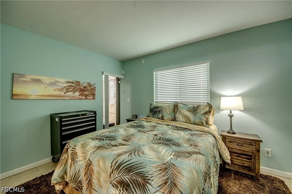4904 Vincennes Court Cape Coral FL 33904