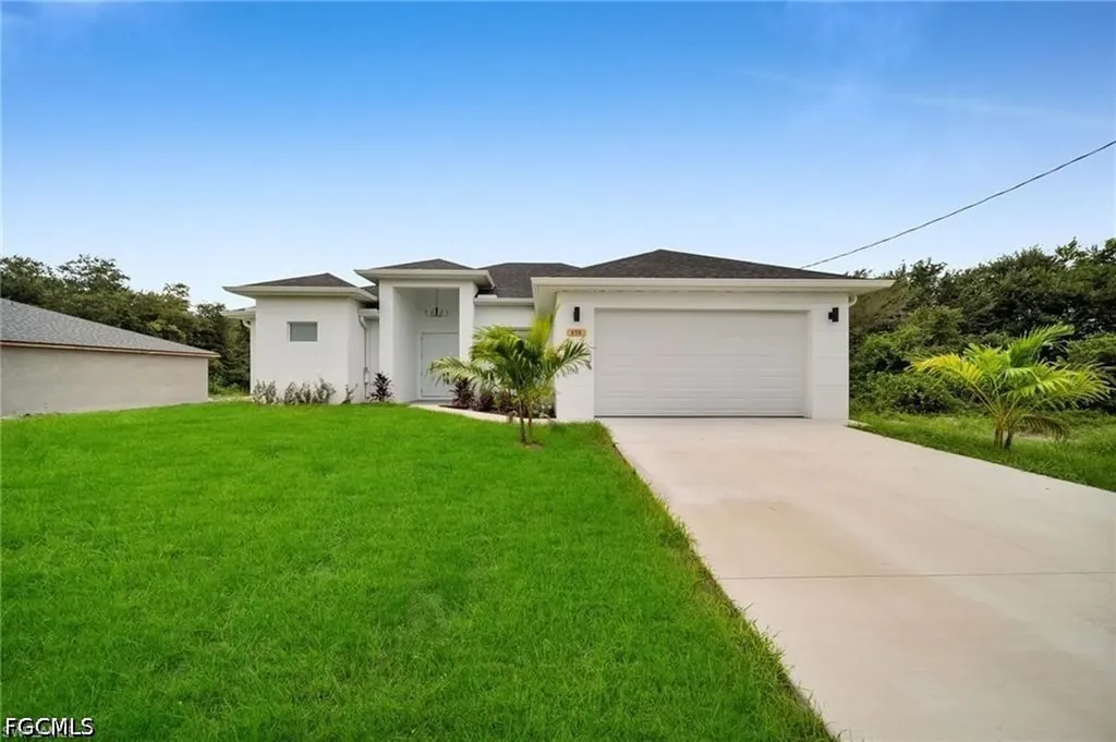 438 Poplar Street Lehigh Acres FL 33974