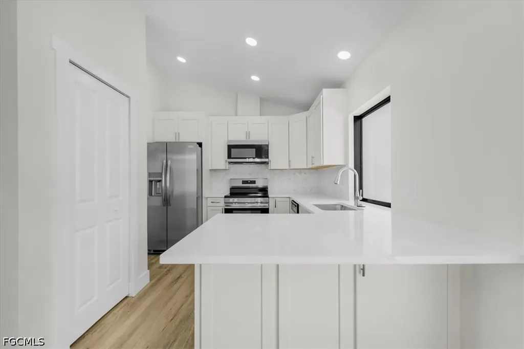 623 SE 31st Lane Cape Coral FL 33904