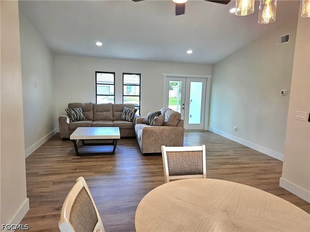 623 SE 31st Lane Cape Coral FL 33904