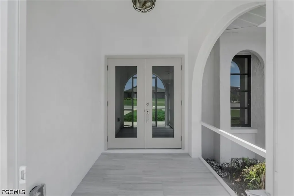 623 SE 31st Lane Cape Coral FL 33904