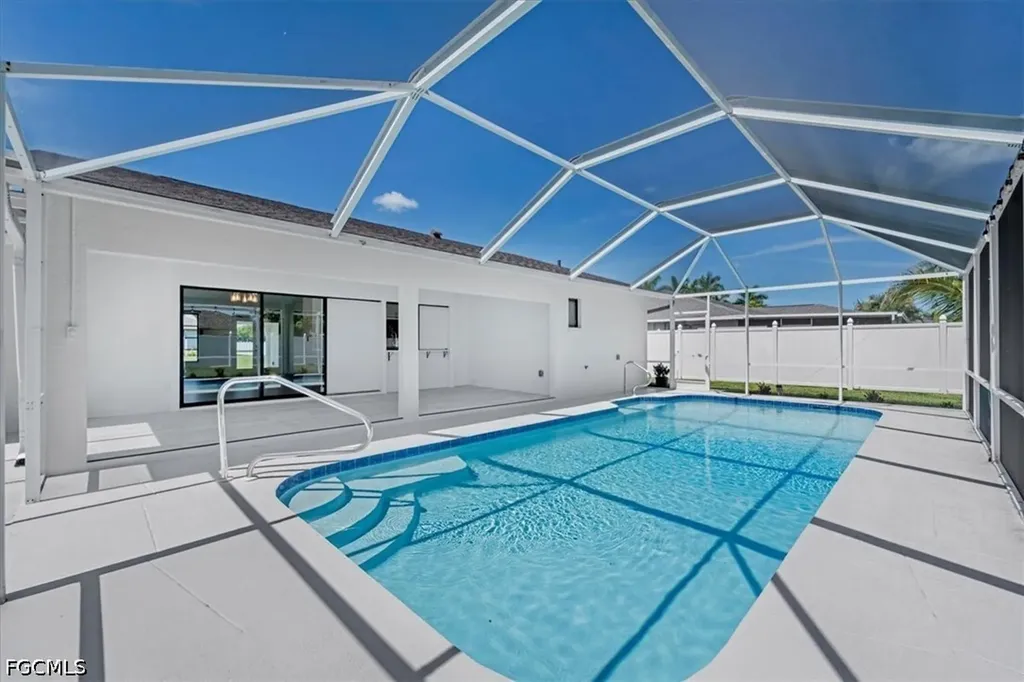 623 SE 31st Lane Cape Coral FL 33904