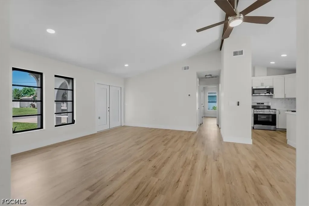 623 SE 31st Lane Cape Coral FL 33904