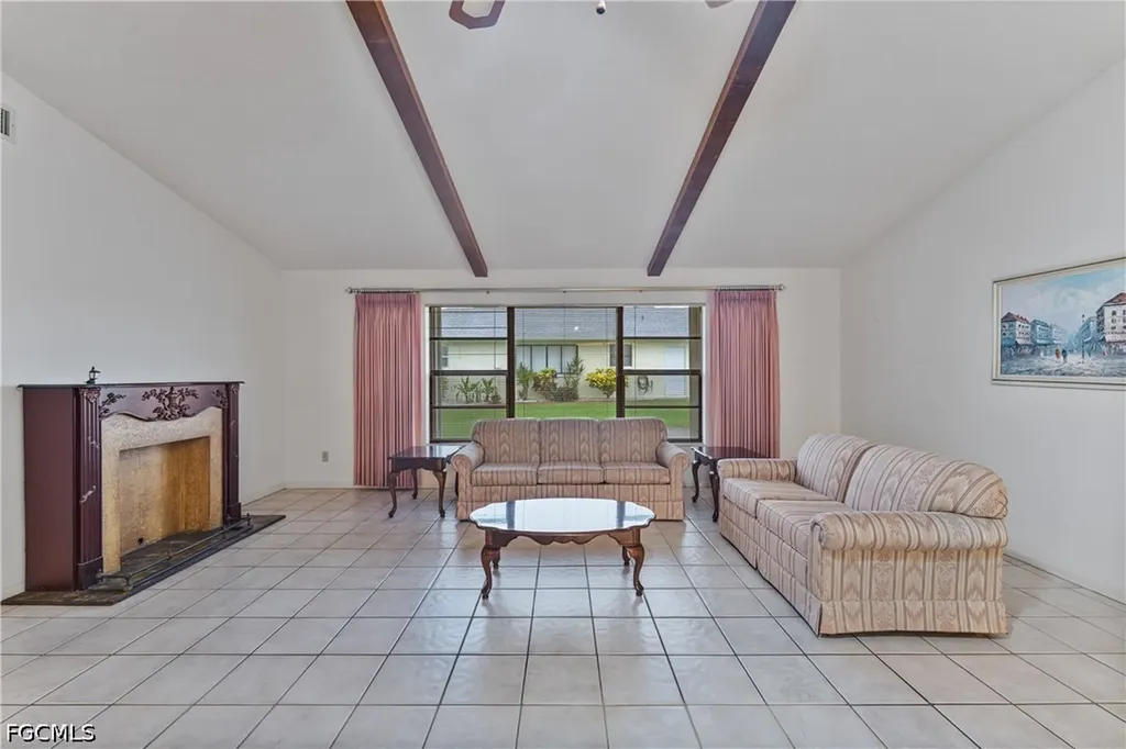 315 SE 20th Court Cape Coral FL 33990