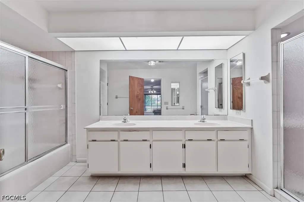 315 SE 20th Court Cape Coral FL 33990