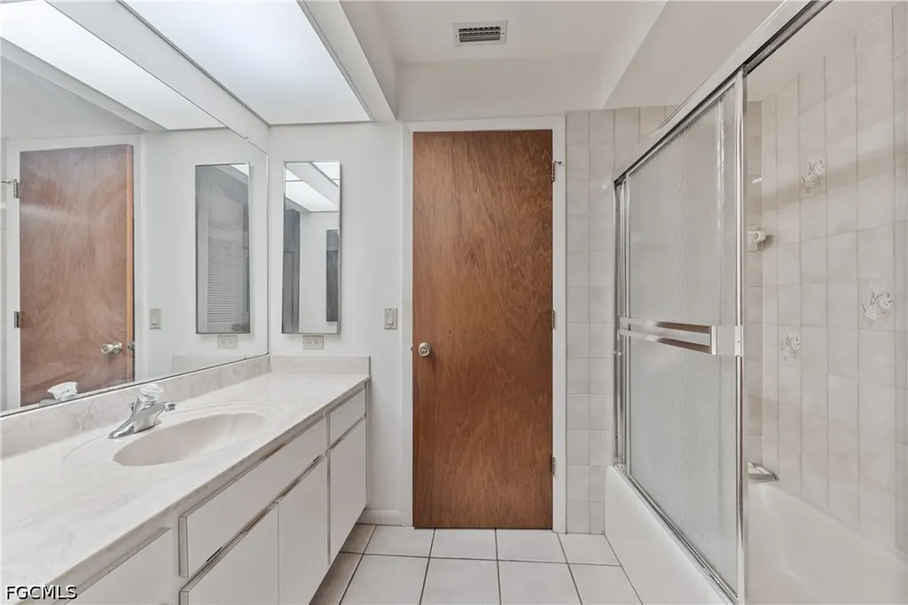 315 SE 20th Court Cape Coral FL 33990