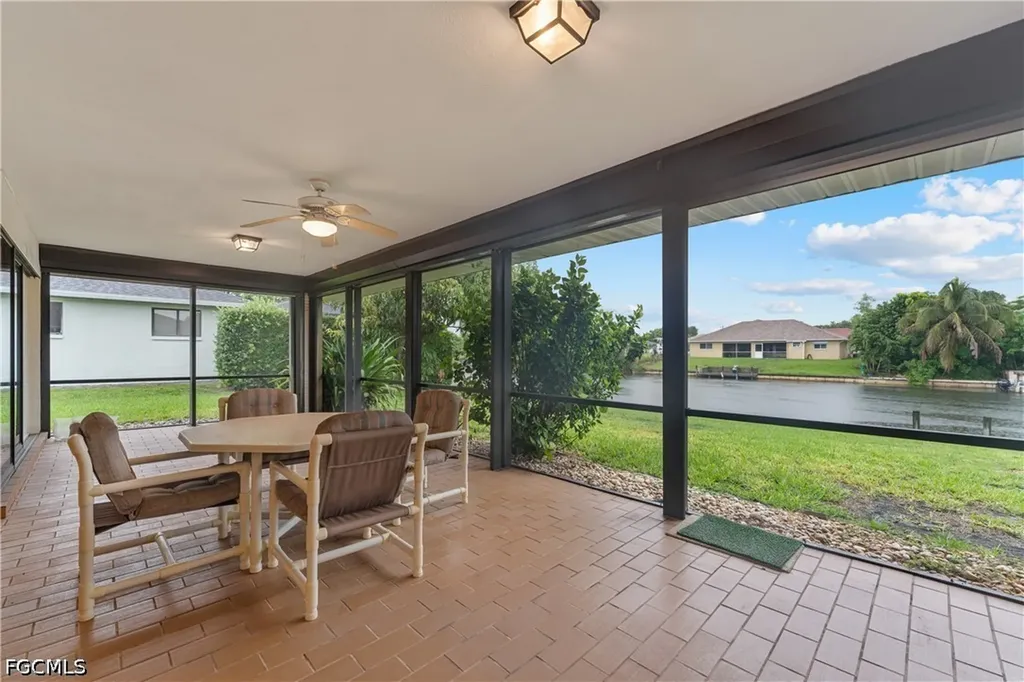 315 SE 20th Court Cape Coral FL 33990