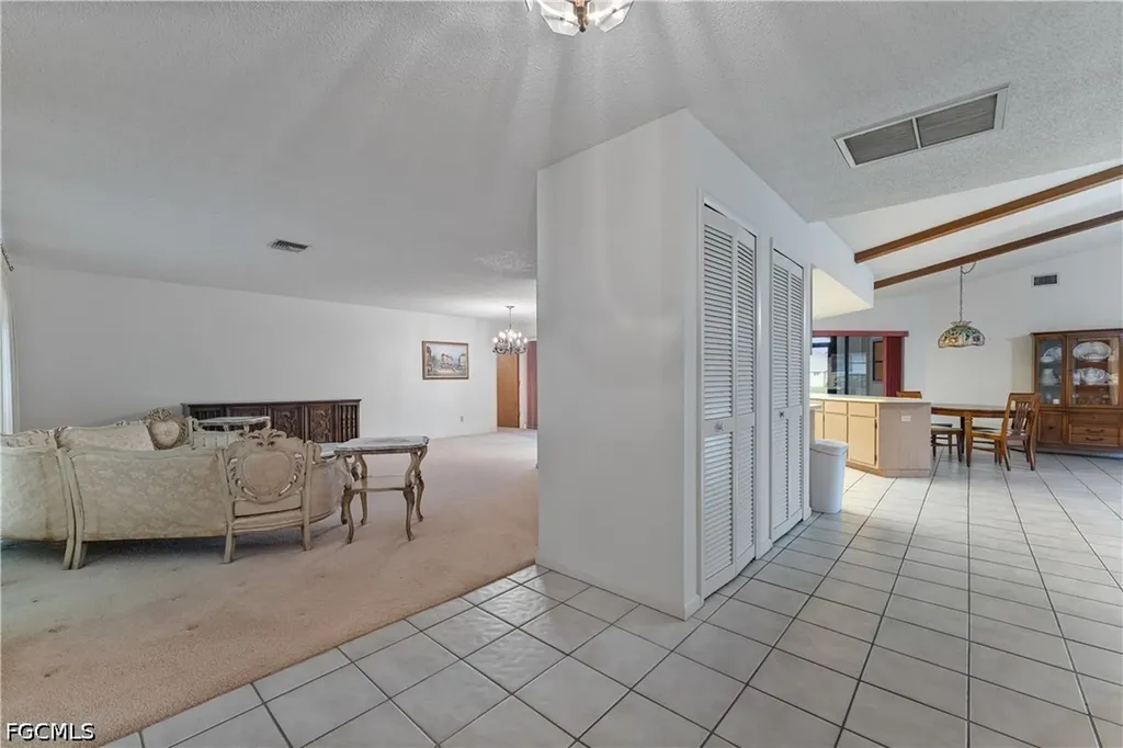 315 SE 20th Court Cape Coral FL 33990