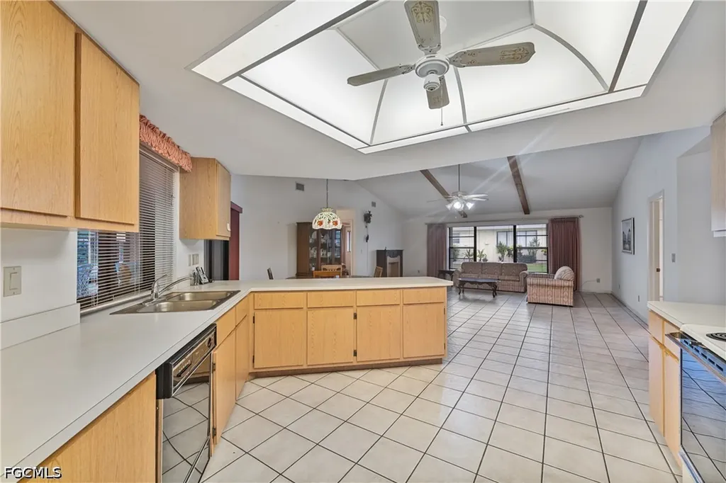 315 SE 20th Court Cape Coral FL 33990