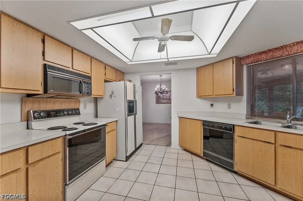 315 SE 20th Court Cape Coral FL 33990