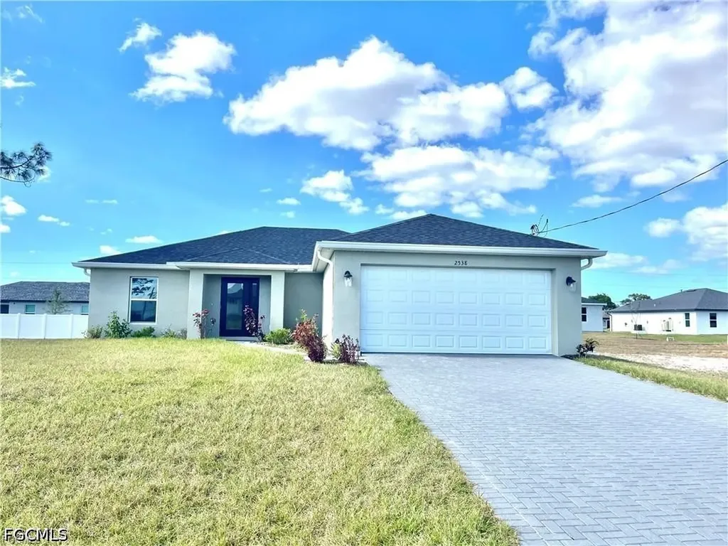 2538 NW 24th Place Cape Coral FL 33993