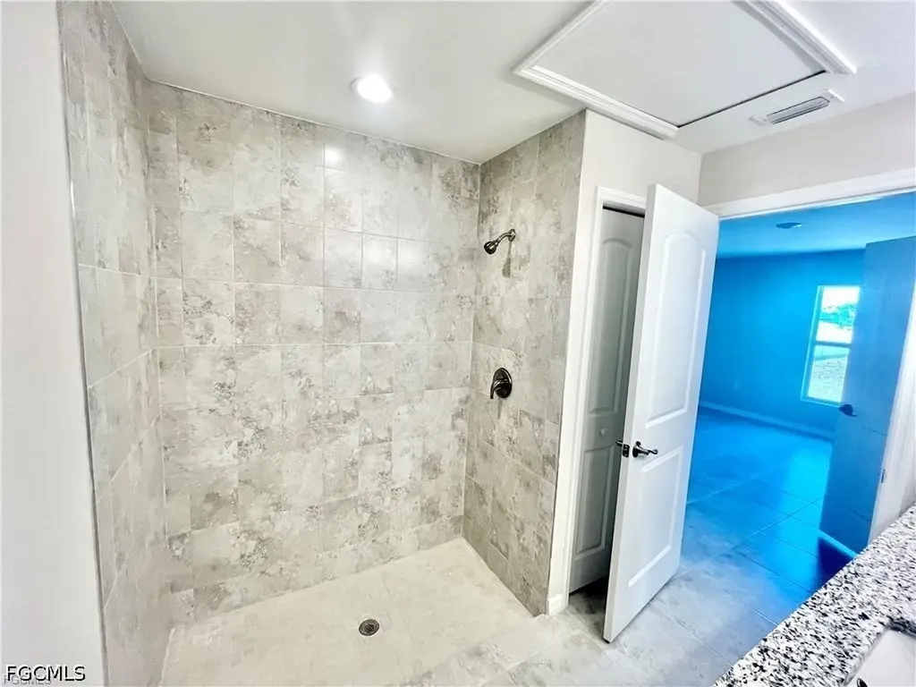 2538 NW 24th Place Cape Coral FL 33993