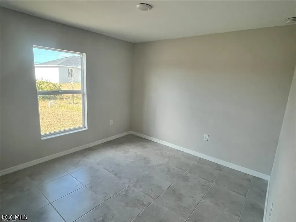 2538 NW 24th Place Cape Coral FL 33993