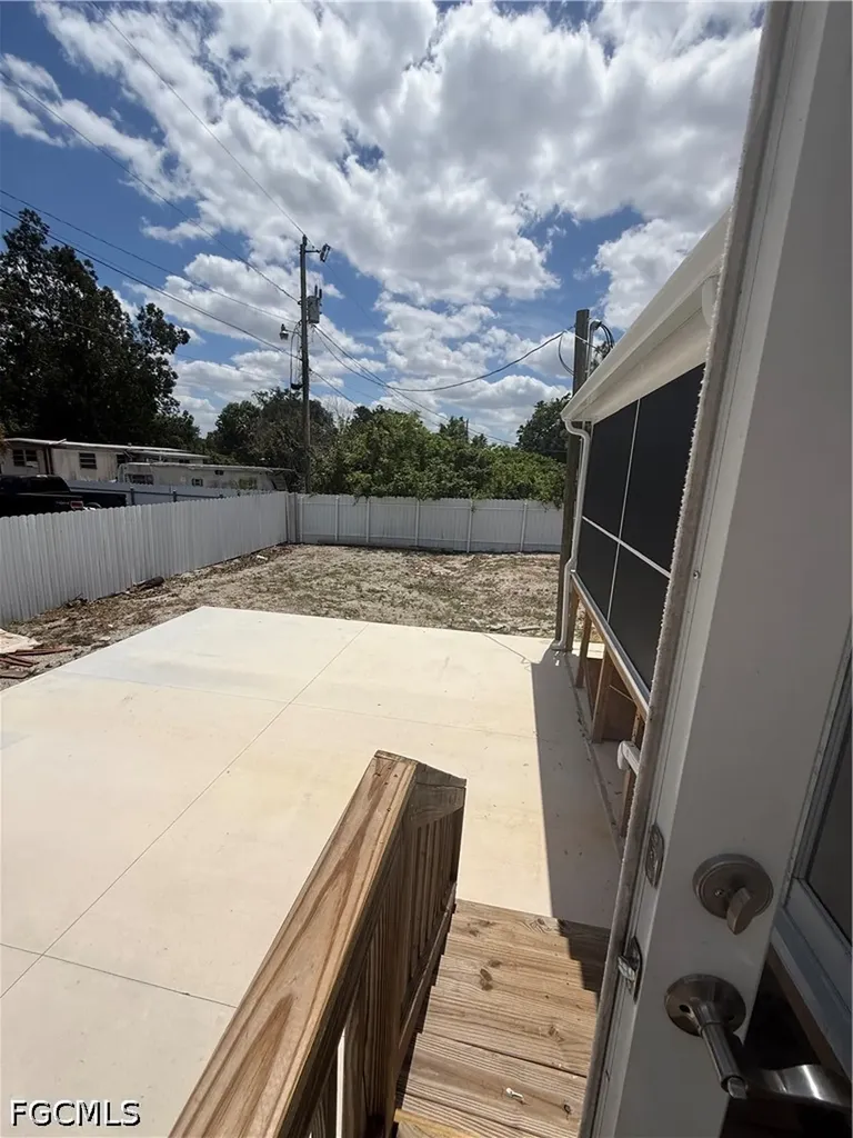 8165 Heck Drive North Fort Myers FL 33917
