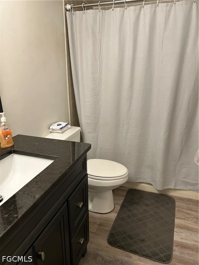 1754 Cape Coral Parkway E Cape Coral FL 33904