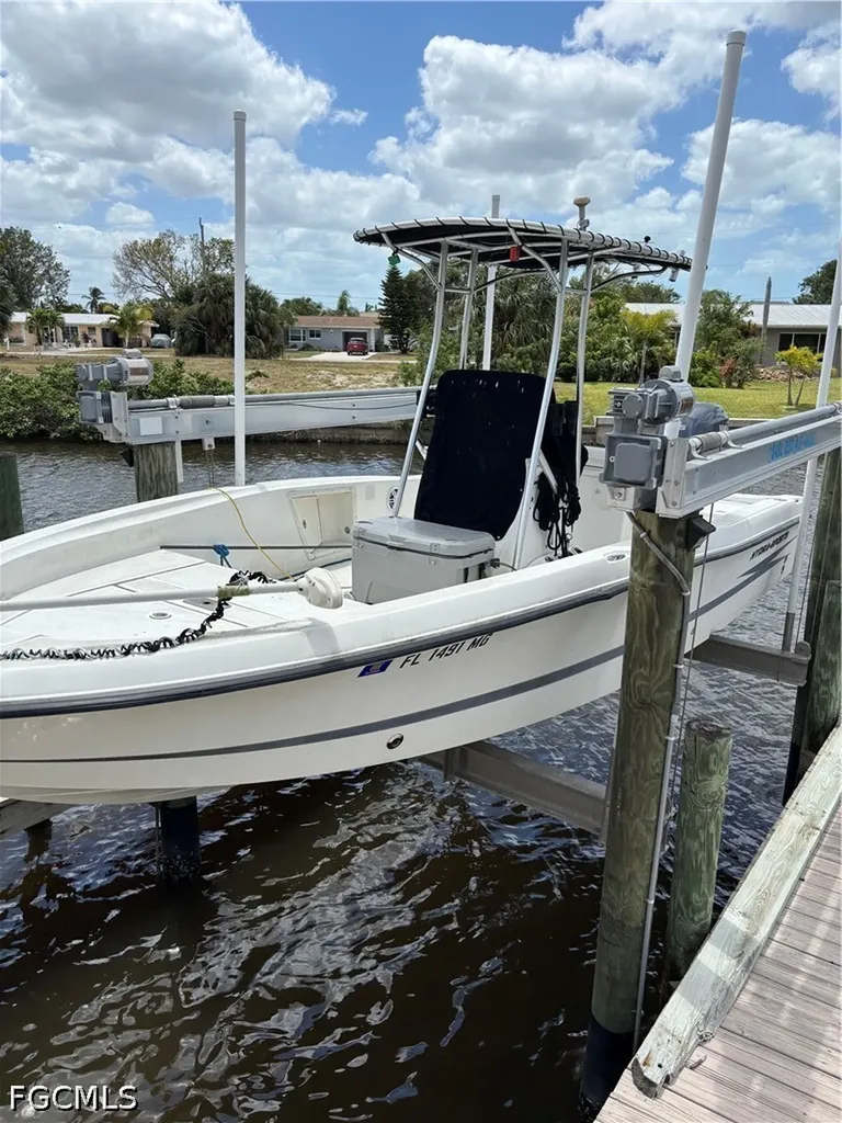 1754 Cape Coral Parkway E Cape Coral FL 33904
