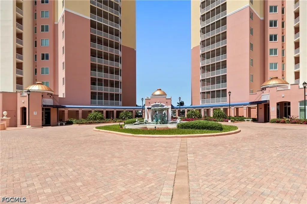 2743 1st Street Fort Myers FL 33916