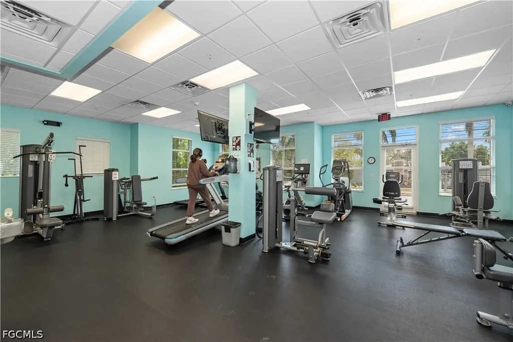 2743 1st Street Fort Myers FL 33916
