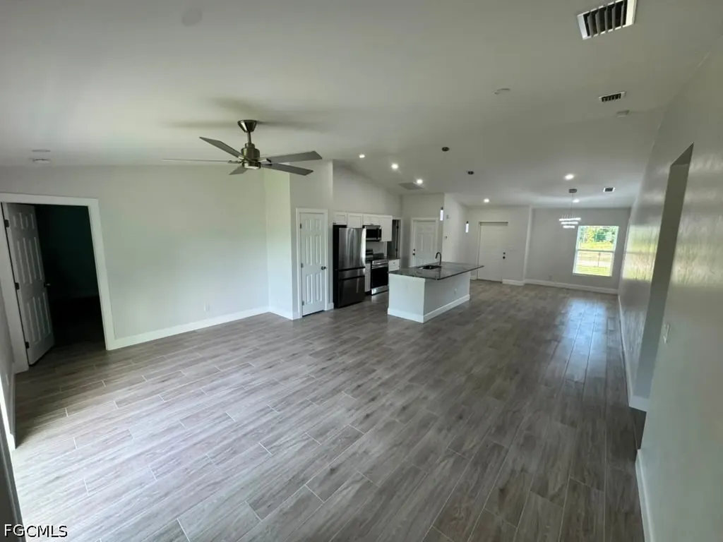 3707 32nd Street SW Lehigh Acres FL 33976
