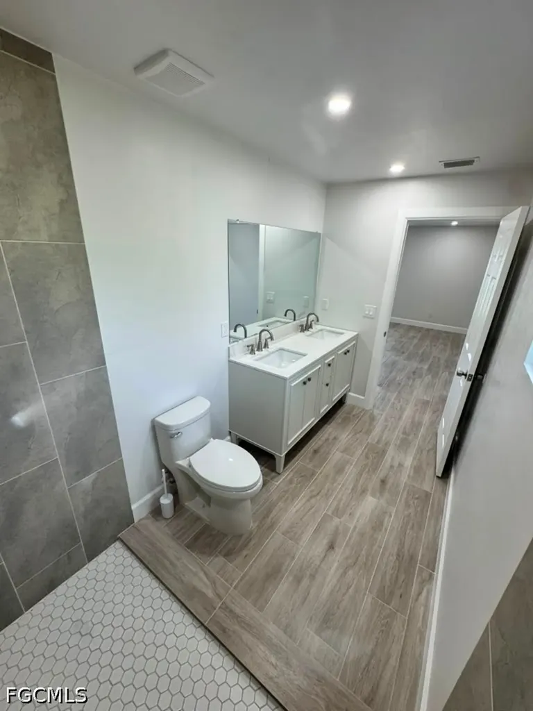 3707 32nd Street SW Lehigh Acres FL 33976