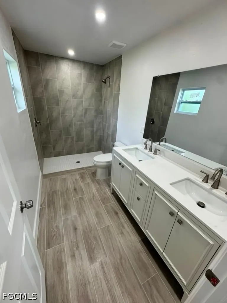 3707 32nd Street SW Lehigh Acres FL 33976