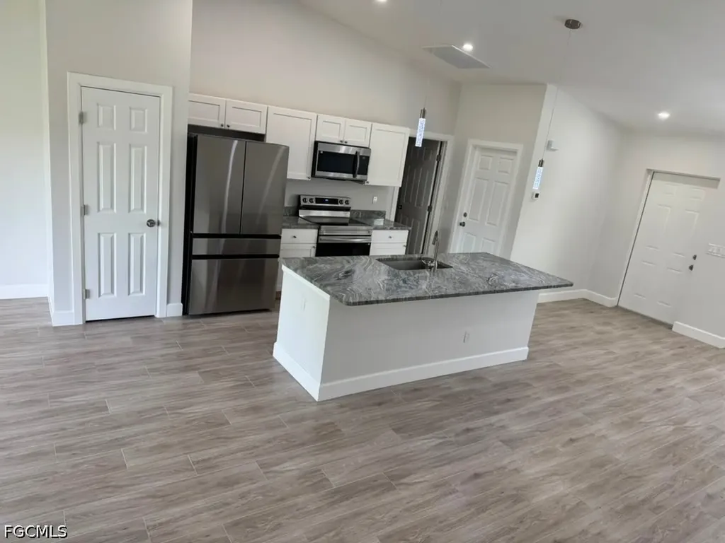 3707 32nd Street SW Lehigh Acres FL 33976