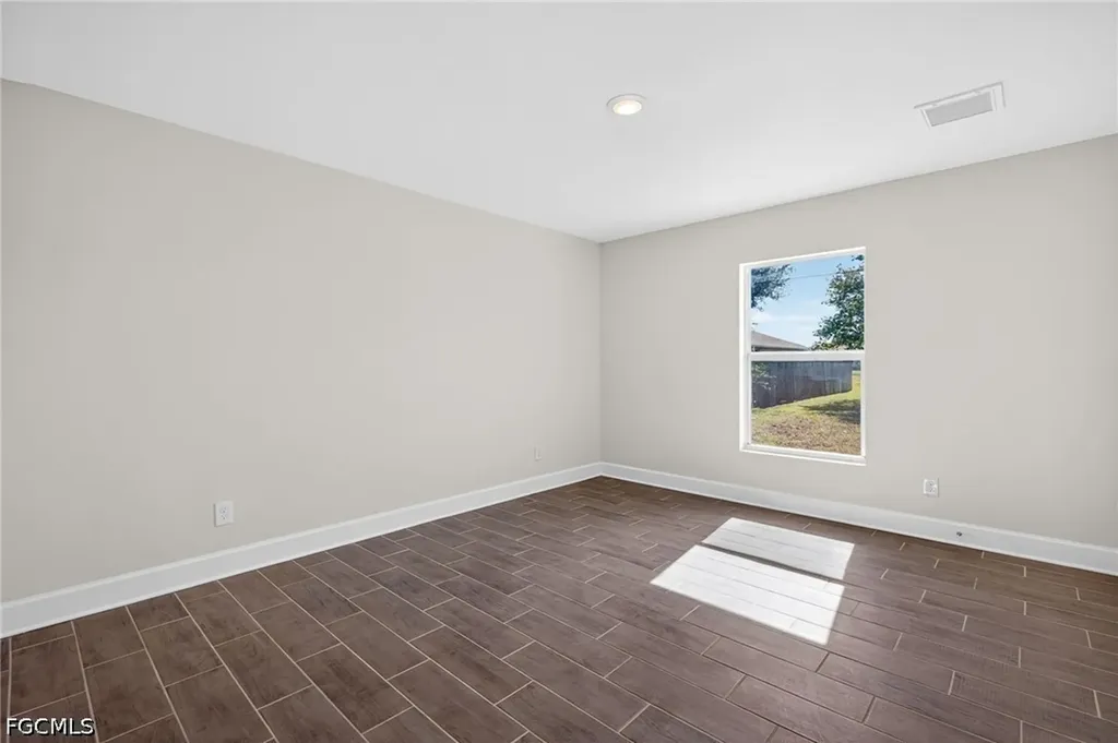 1819 NW 9th Avenue Cape Coral FL 33993
