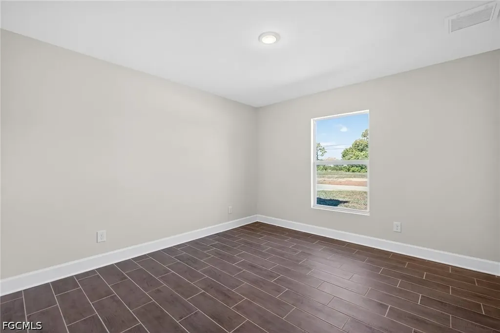1819 NW 9th Avenue Cape Coral FL 33993