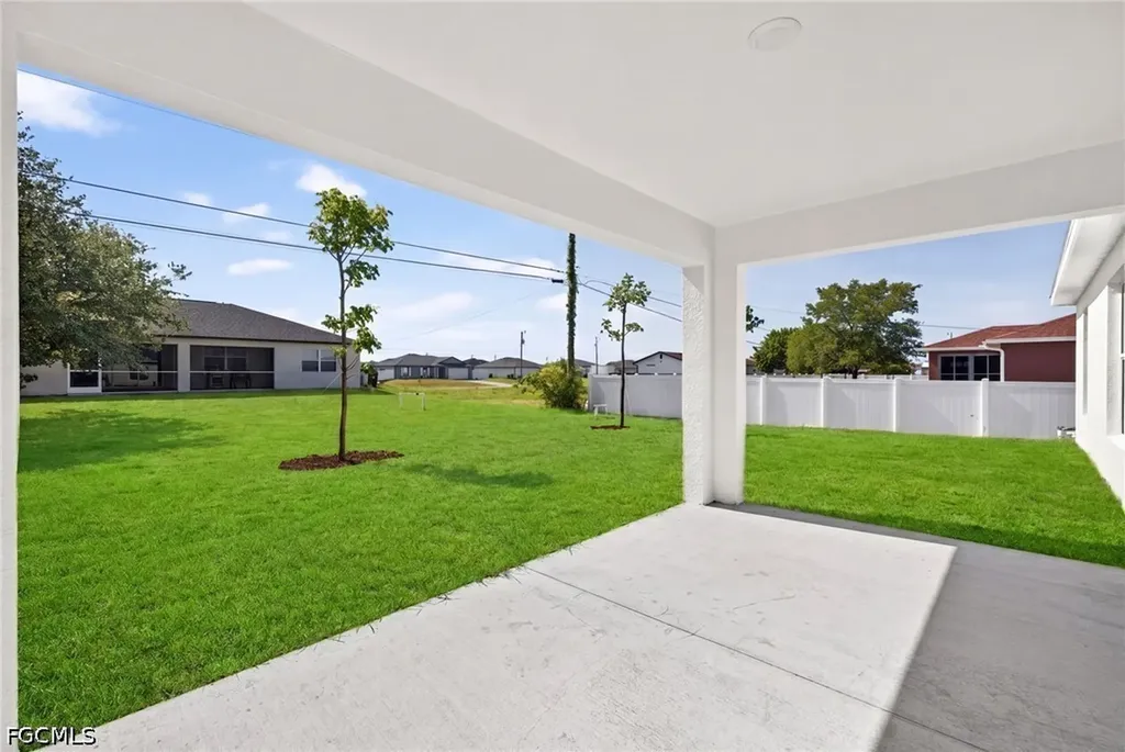 1819 NW 9th Avenue Cape Coral FL 33993