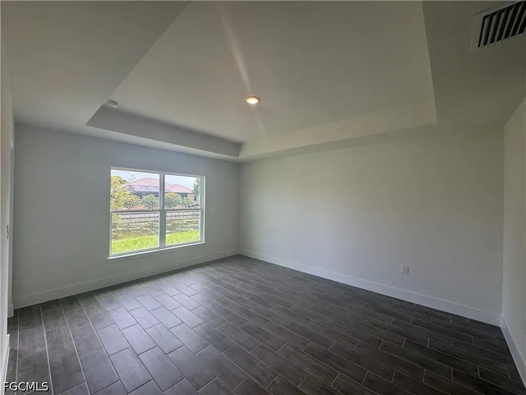 302 SE 1st Terrace Cape Coral FL 33990